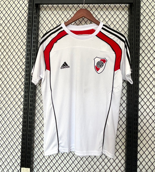 River Plate 25/26 Local