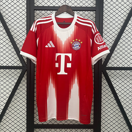 Bayern Munchen 25/26 Local