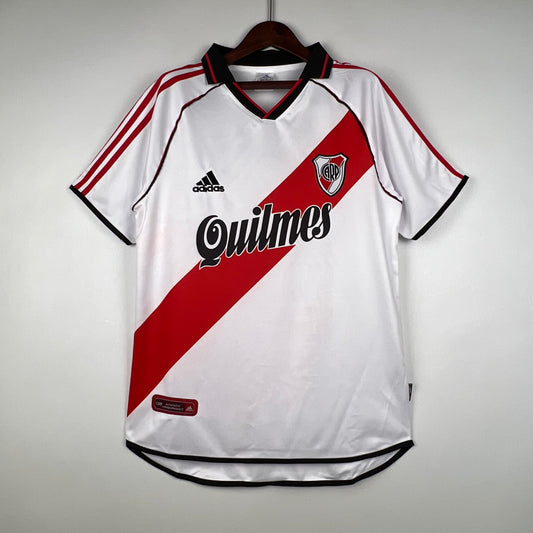 River Plate 00/01 Local