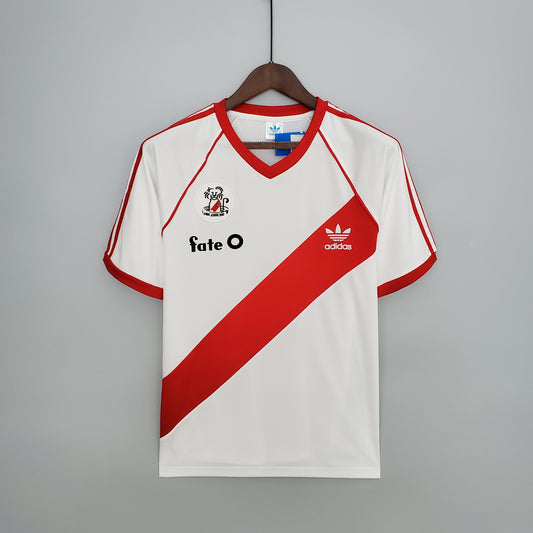 River Plate 1986 Local